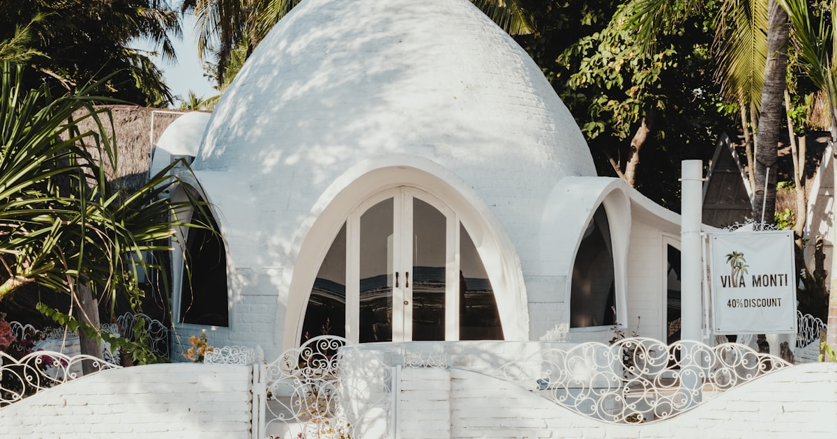 Top Features for Guest House Booking Sites